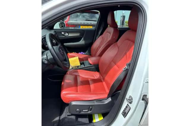 Volvo XC40 (2019) thumbnail 5