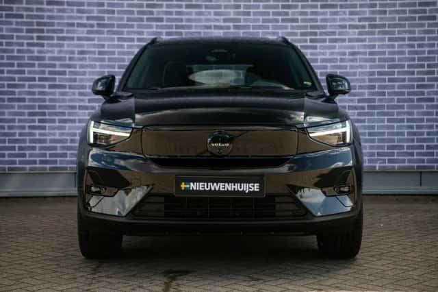 Volvo EX40 (2026) thumbnail 6