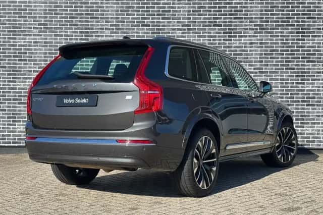 Volvo XC90 (2023) thumbnail 6