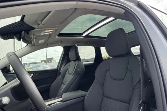 Volvo XC60 (2026) thumbnail 6
