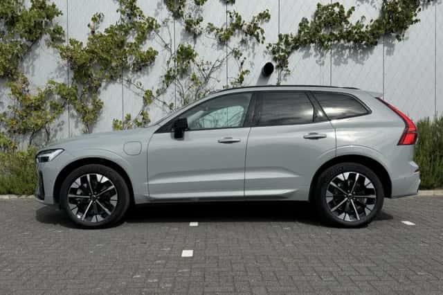 Volvo XC60 (2026) thumbnail 2