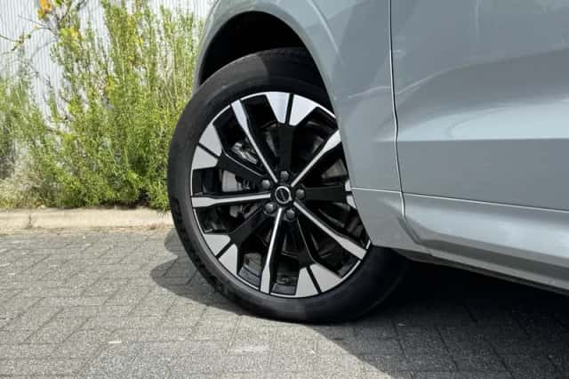 Volvo XC60 (2026) thumbnail 4