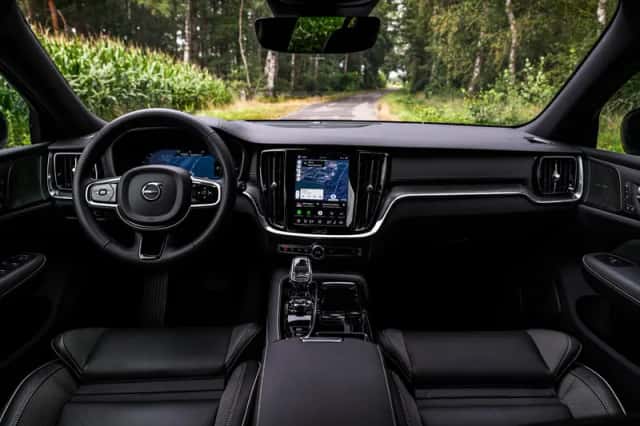 Volvo V60 (2026) thumbnail 2
