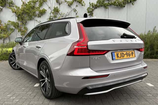 Volvo V60 (2026) thumbnail 3