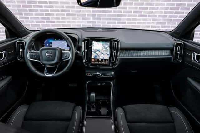 Volvo EX40 (2026) thumbnail 5