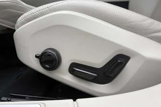 Volvo V60 (2024) thumbnail 6