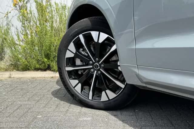 Volvo XC60 (2026) thumbnail 4