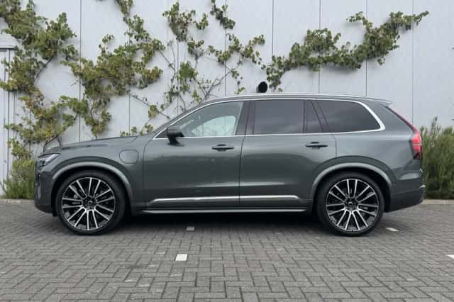 Volvo XC90 (2026) thumbnail 2