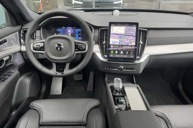Volvo XC90 (2026) thumbnail 5