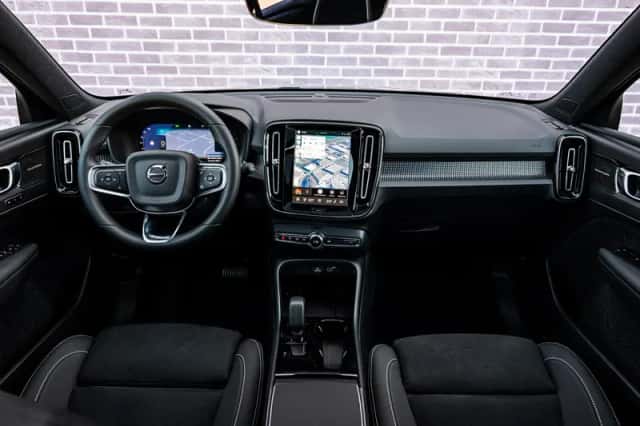 Volvo EX40 (2026) thumbnail 5