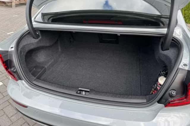 Volvo S60 (2023) thumbnail 6