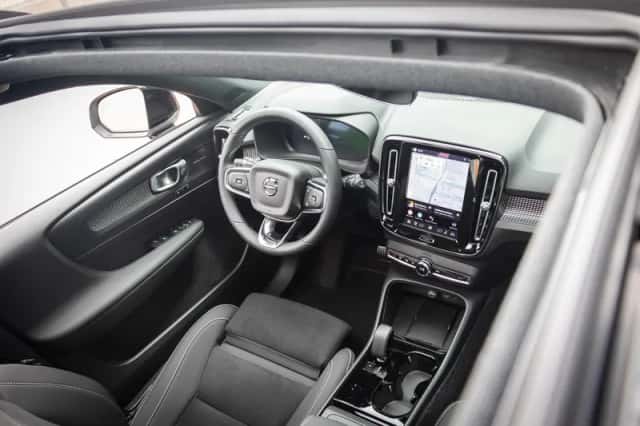 Volvo EX40 (2026) thumbnail 5