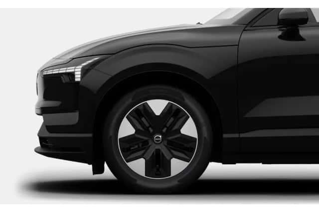 Volvo EX30 (2026) thumbnail 5