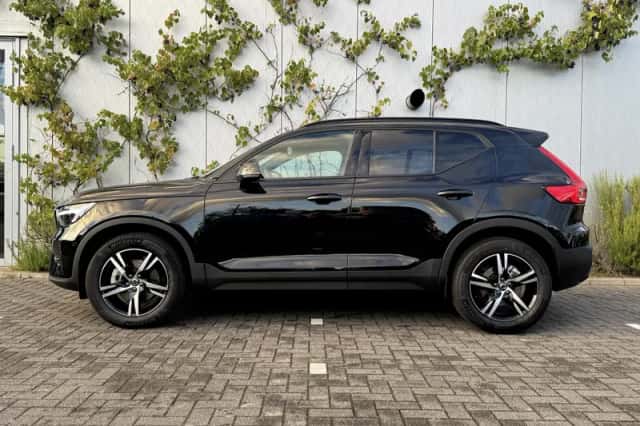 Volvo XC40 (2026) thumbnail 2