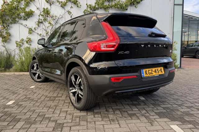 Volvo XC40 (2026) thumbnail 3