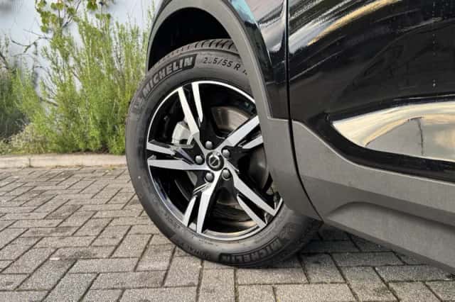 Volvo XC40 (2026) thumbnail 4