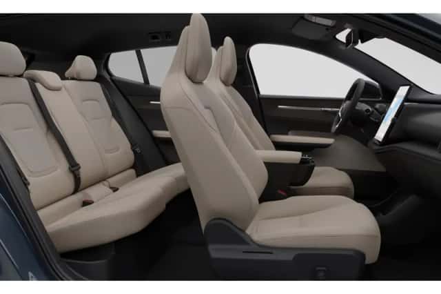 Volvo EX30 (2026) thumbnail 6