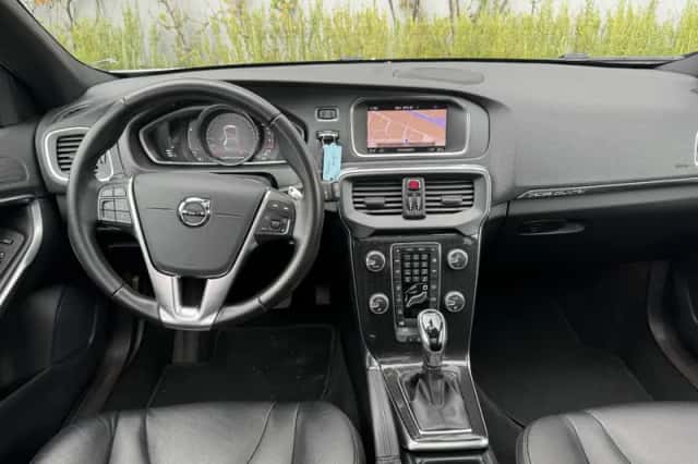 Volvo V40 Cross Country (2019) thumbnail 6