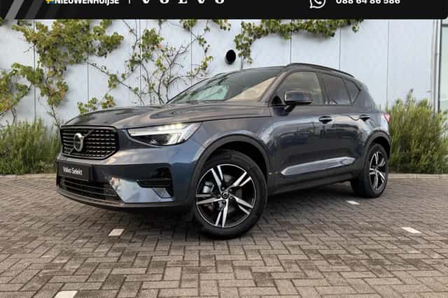Volvo XC40 (2026) thumbnail 1