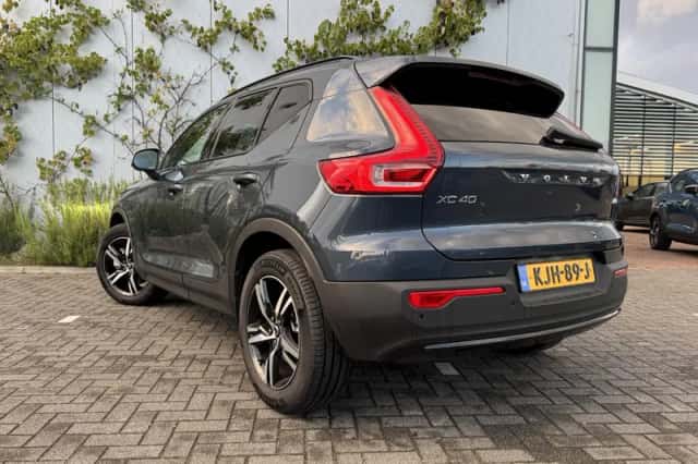 Volvo XC40 (2026) thumbnail 3