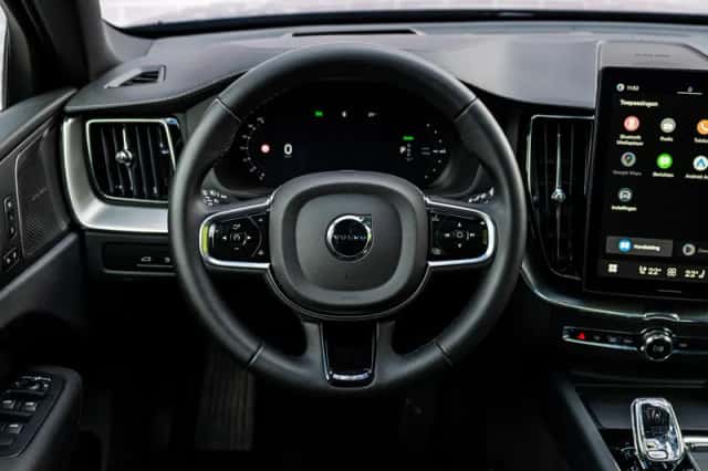 Volvo XC60 (2026) thumbnail 3