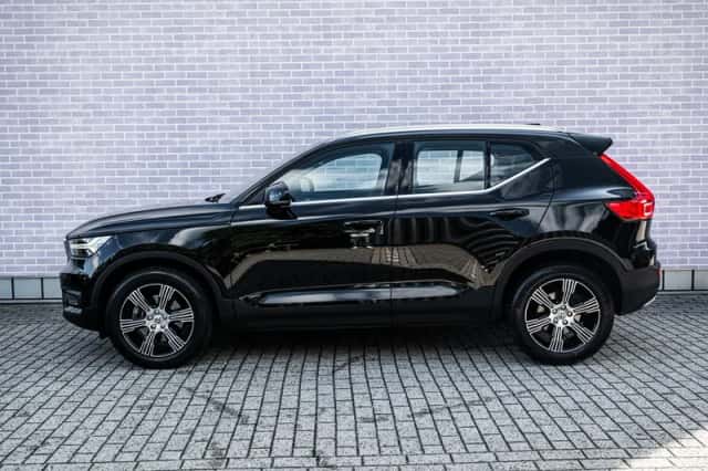 Volvo XC40 (2020) thumbnail 4