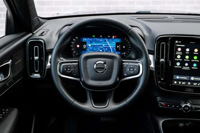 Volvo XC40 (2026) thumbnail 3