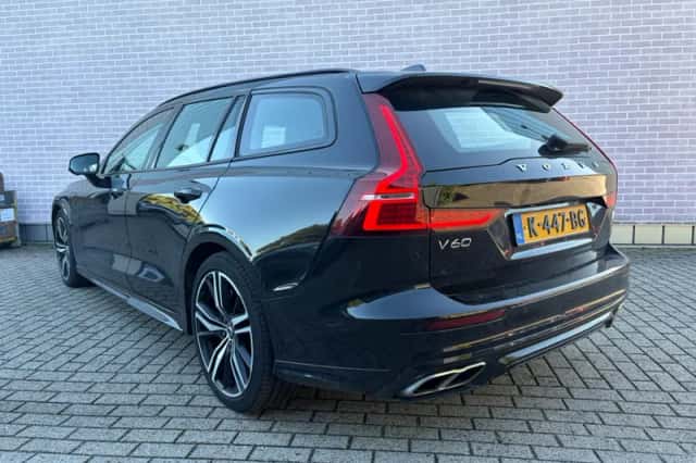 Volvo V60 (2020) thumbnail 4