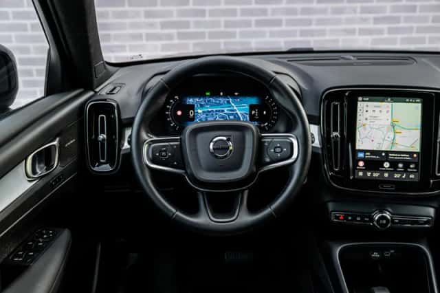 Volvo XC40 (2026) thumbnail 3