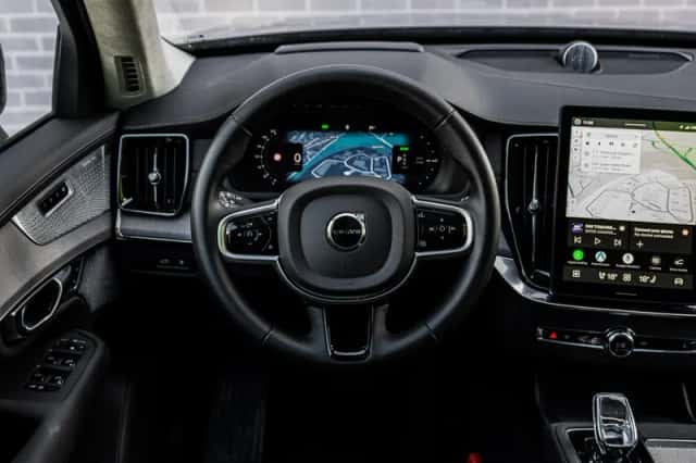 Volvo XC90 (2026) thumbnail 4