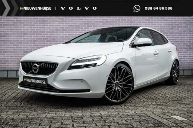 Volvo V40 (2019) thumbnail 1