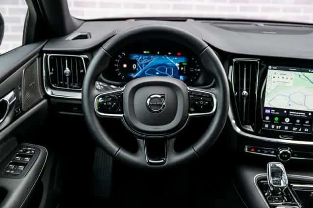 Volvo V60 (2026) thumbnail 3