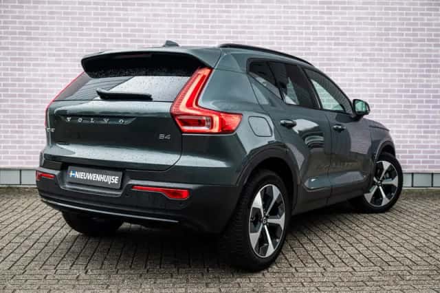 Volvo XC40 (2026) thumbnail 2