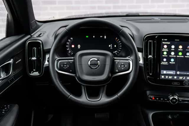 Volvo XC40 (2026) thumbnail 3
