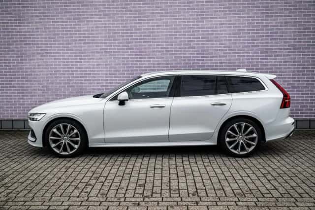 Volvo V60 (2020) thumbnail 4
