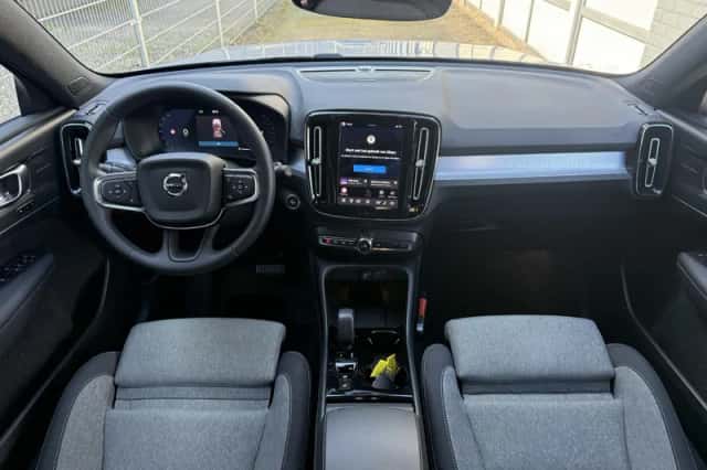 Volvo XC40 (2026) thumbnail 4