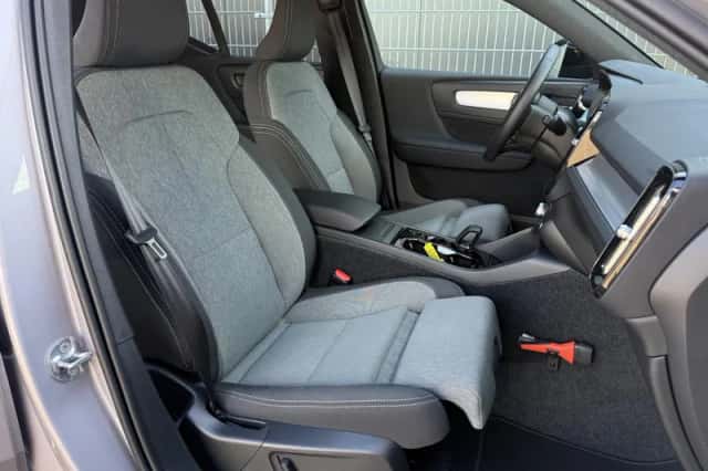 Volvo XC40 (2026) thumbnail 5
