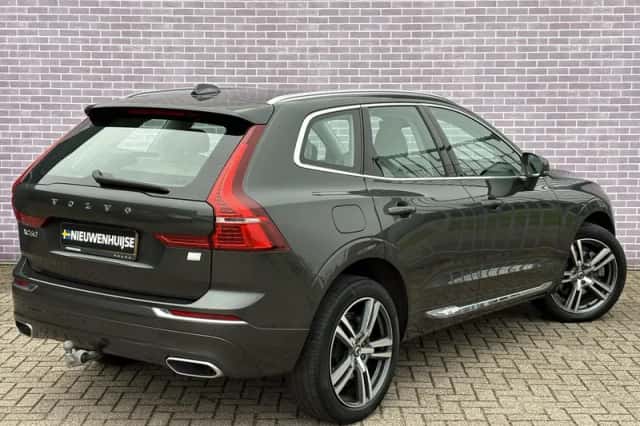 Volvo XC60 (2020) thumbnail 3