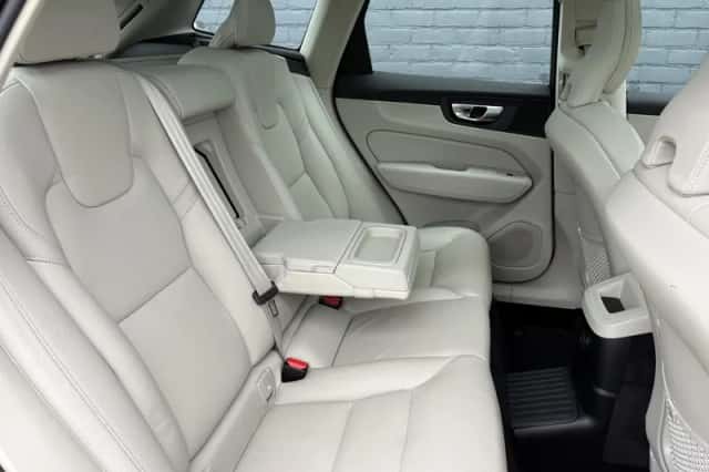 Volvo XC60 (2020) thumbnail 6
