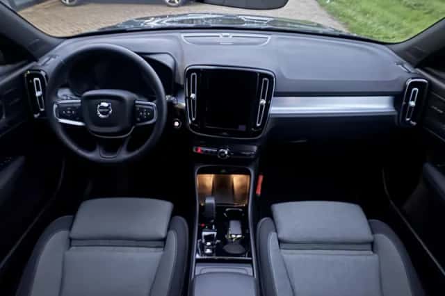 Volvo XC40 (2026) thumbnail 4