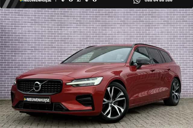 Volvo V60 (2021) thumbnail 1