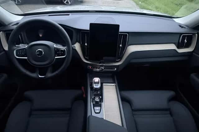 Volvo XC60 (2026) thumbnail 5