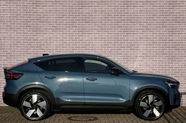Volvo C40 (2023) thumbnail 3
