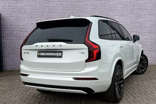 Volvo XC90 (2026) thumbnail 3