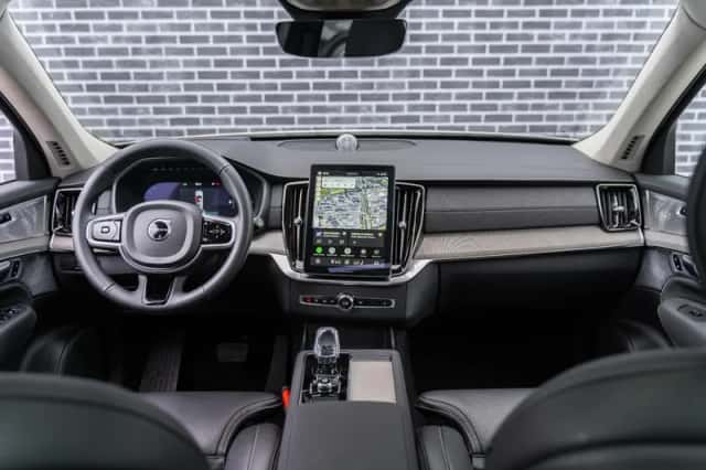 Volvo XC90 (2026) thumbnail 4