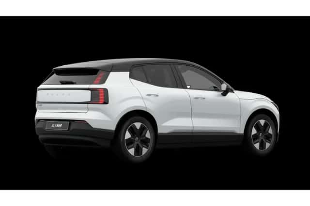 Volvo EX30 (2026) thumbnail 3