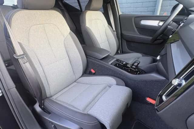 Volvo XC40 (2026) thumbnail 5