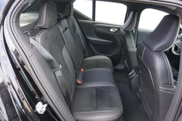 Volvo XC40 (2021) thumbnail 6