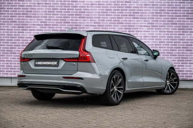 Volvo V60 (2026) thumbnail 3
