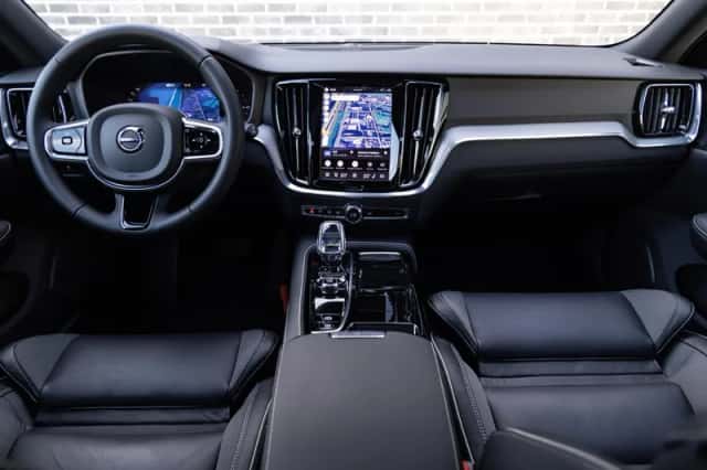 Volvo V60 (2026) thumbnail 2
